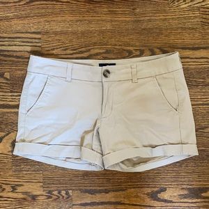 American Eagle Women’s Khaki midi shorts